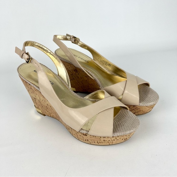 Marc Fisher Womens Wasin II Nude Tan Wedge Sandal Cork Platform Peep Toe size 9 - Picture 1 of 16